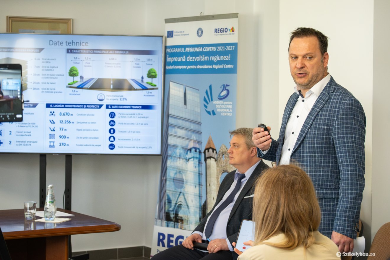 &bullet;  Fotó: Borbély Fanni