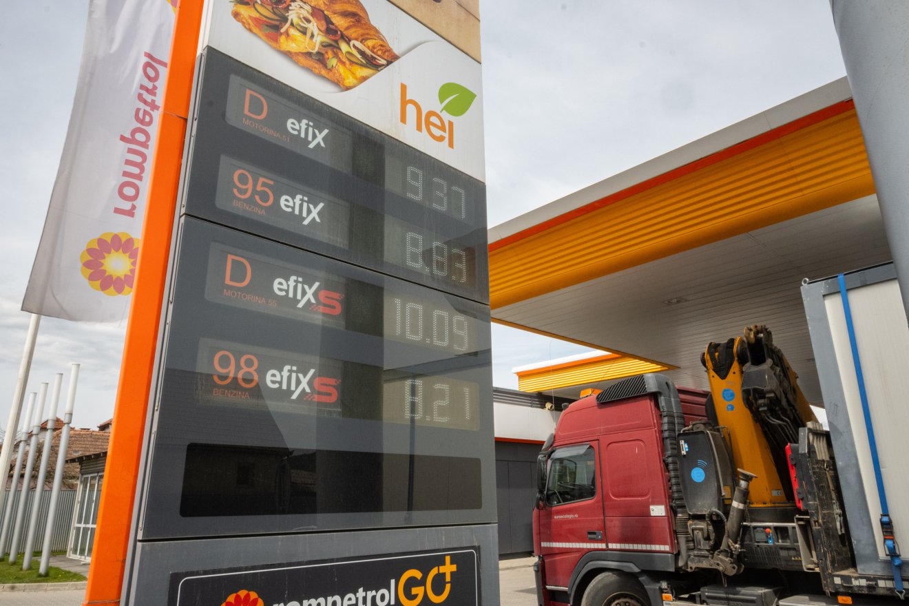 A következő napokban ismét 10 lej körülre emelkedhet a gázolaj literenkénti ára