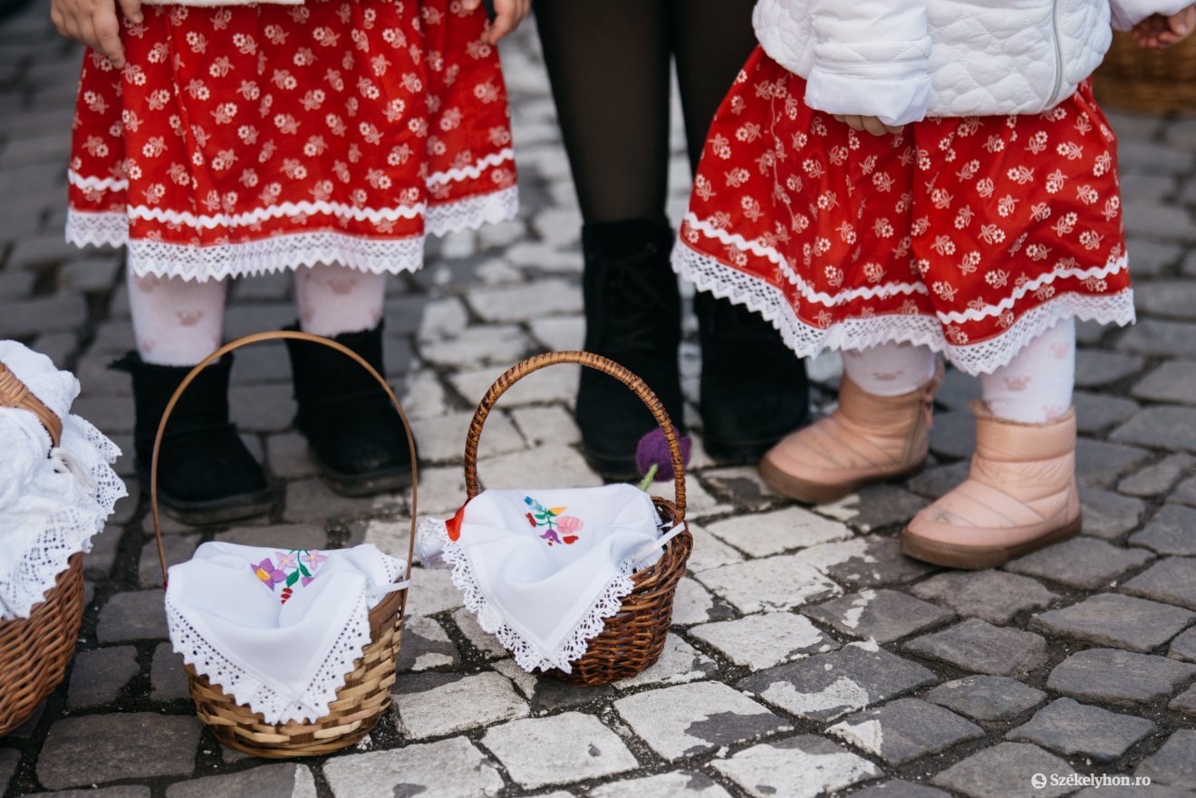 &bullet;  Fotó: Olti Angyalka