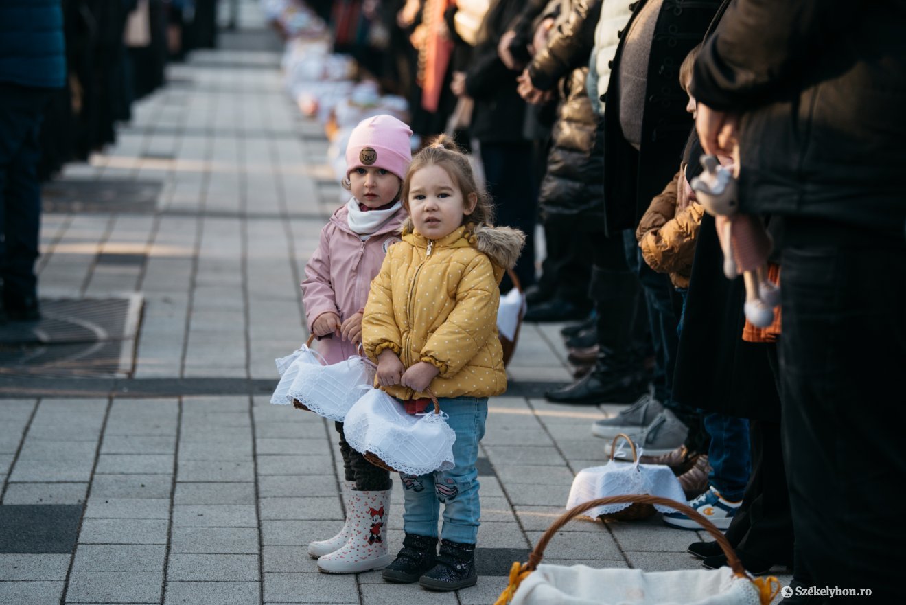 &bullet;  Fotó: Olti Angyalka