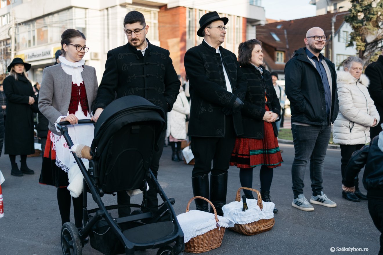 &bullet;  Fotó: Olti Angyalka