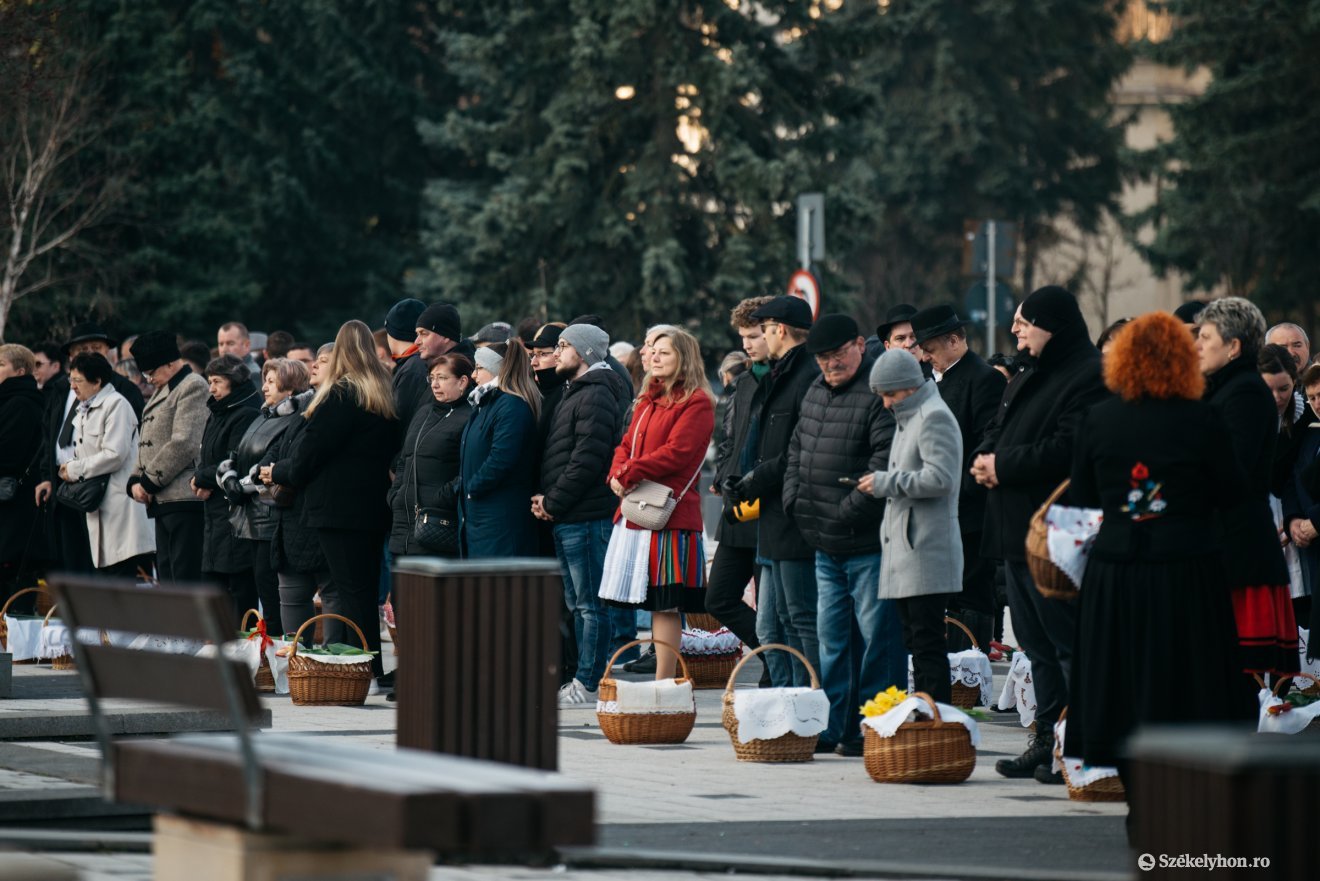 &bullet;  Fotó: Olti Angyalka