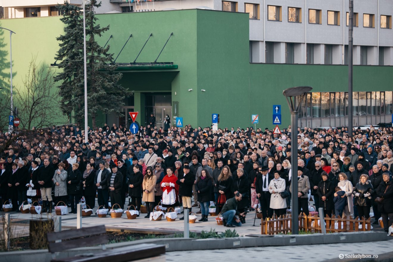 &bullet;  Fotó: Olti Angyalka