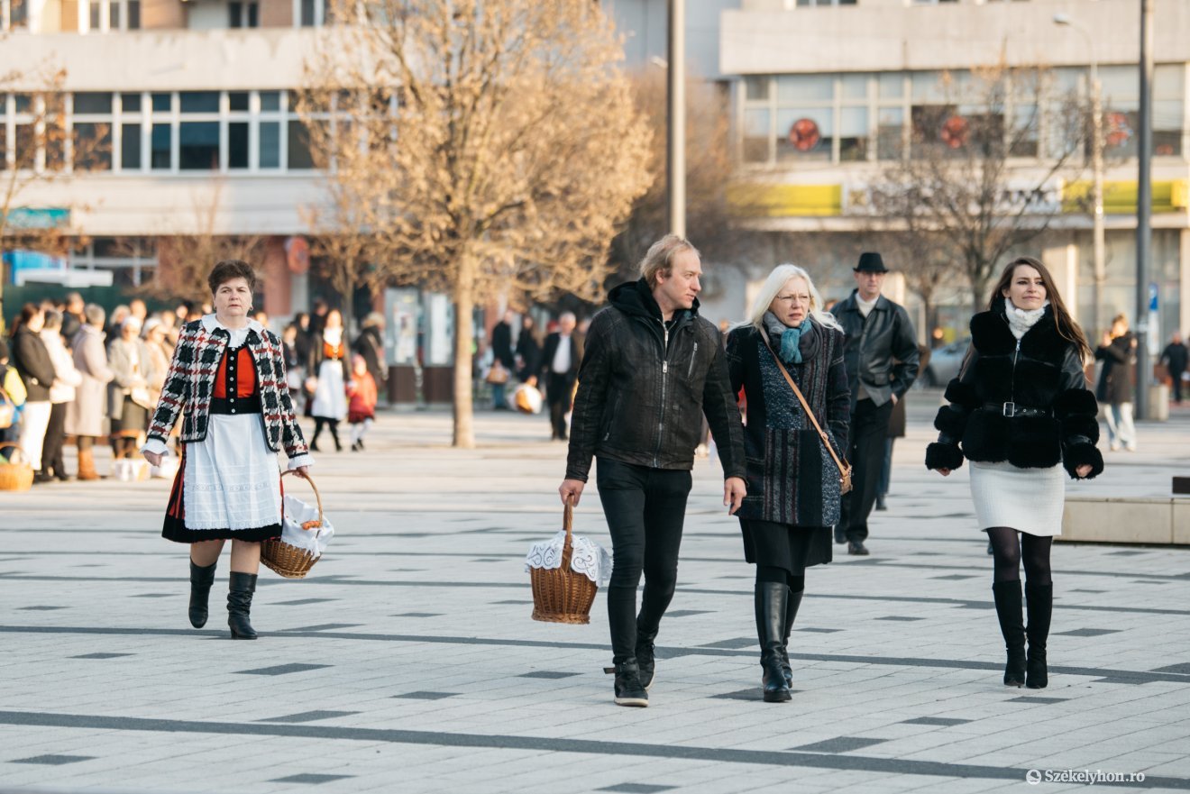 &bullet;  Fotó: Olti Angyalka