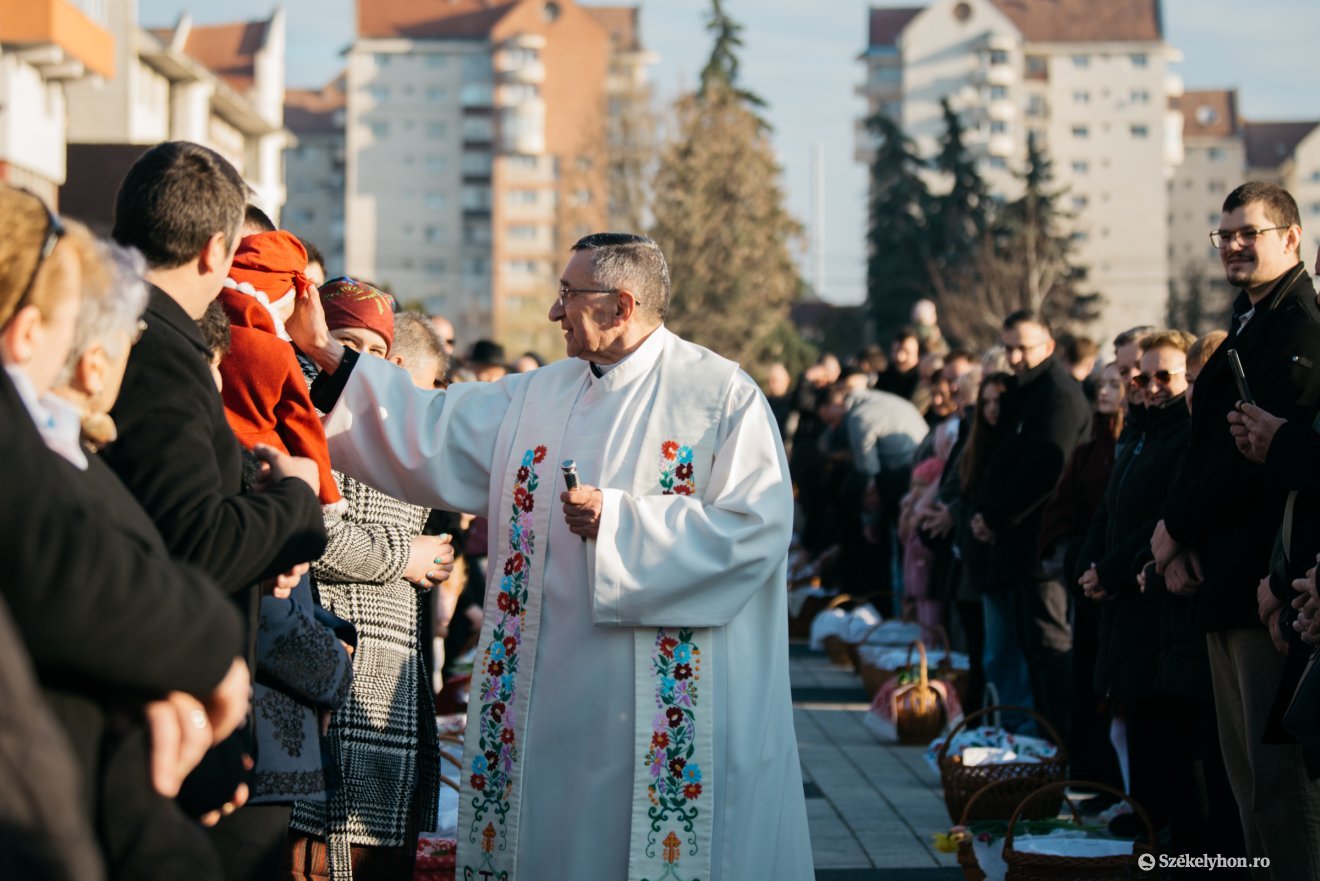 &bullet;  Fotó: Olti Angyalka