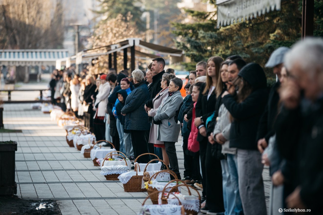 &bullet;  Fotó: Olti Angyalka