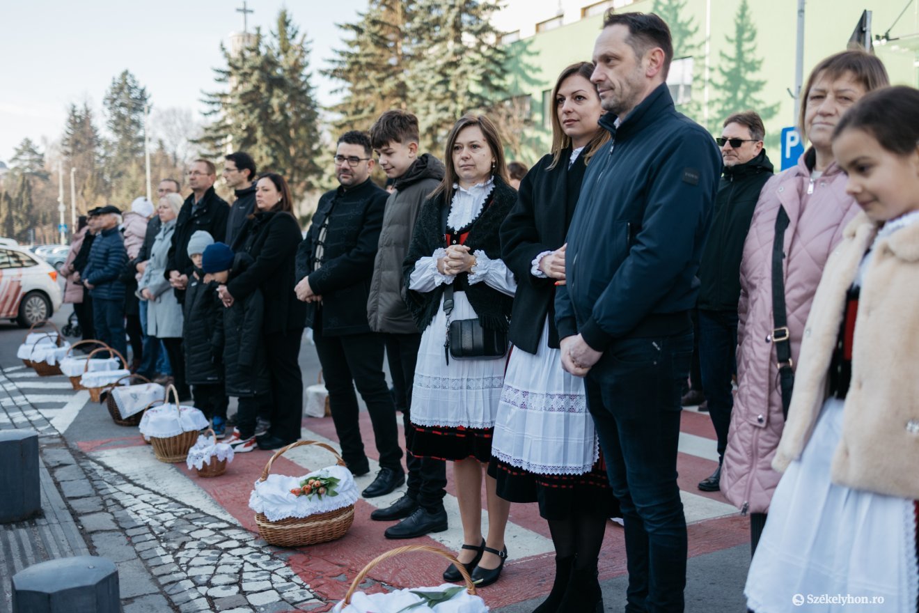 &bullet;  Fotó: Olti Angyalka