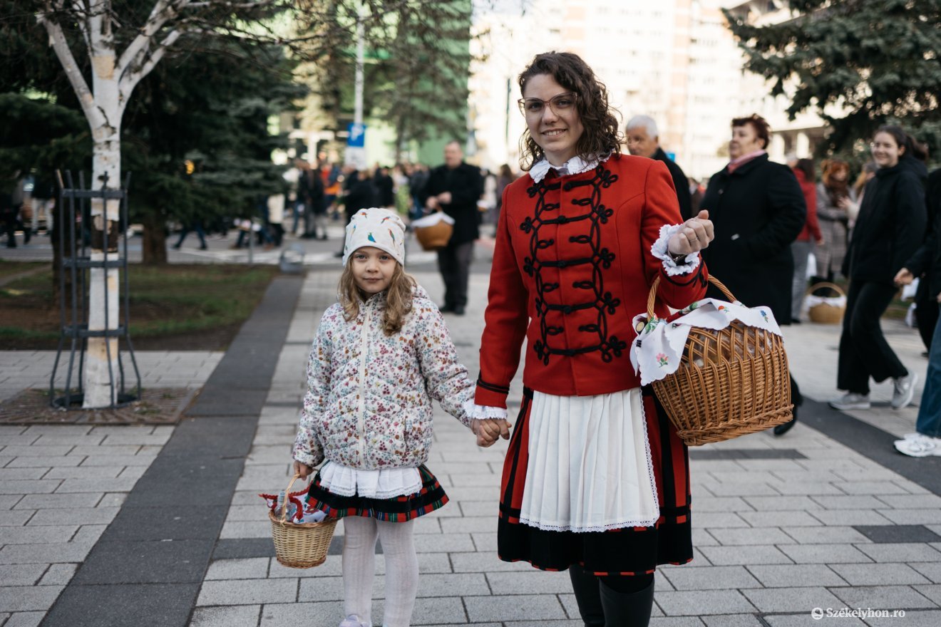 &bullet;  Fotó: Olti Angyalka