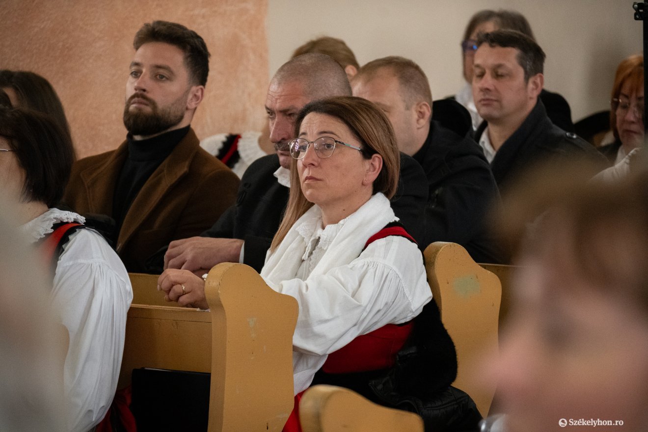 &bullet;  Fotó: Borbély Fanni