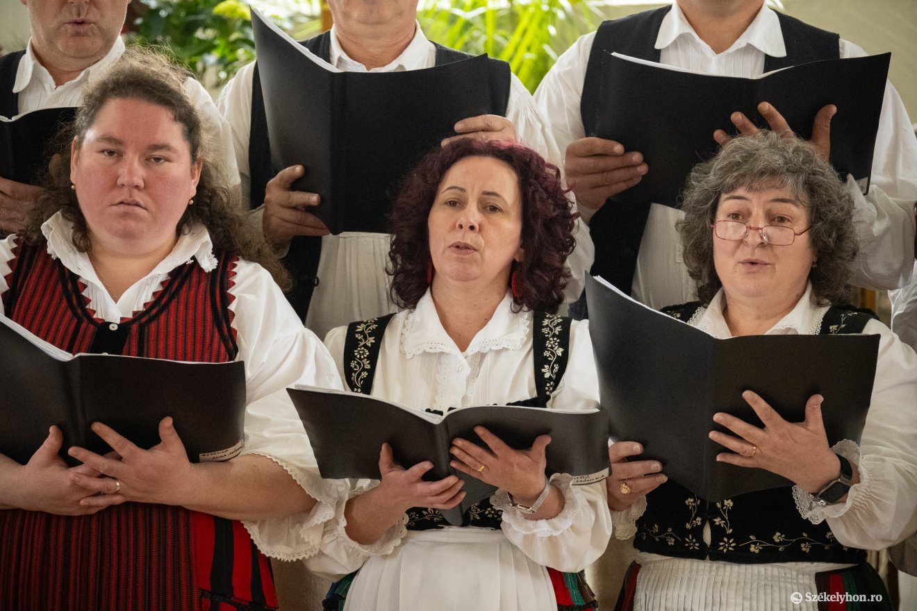 &bullet;  Fotó: Borbély Fanni