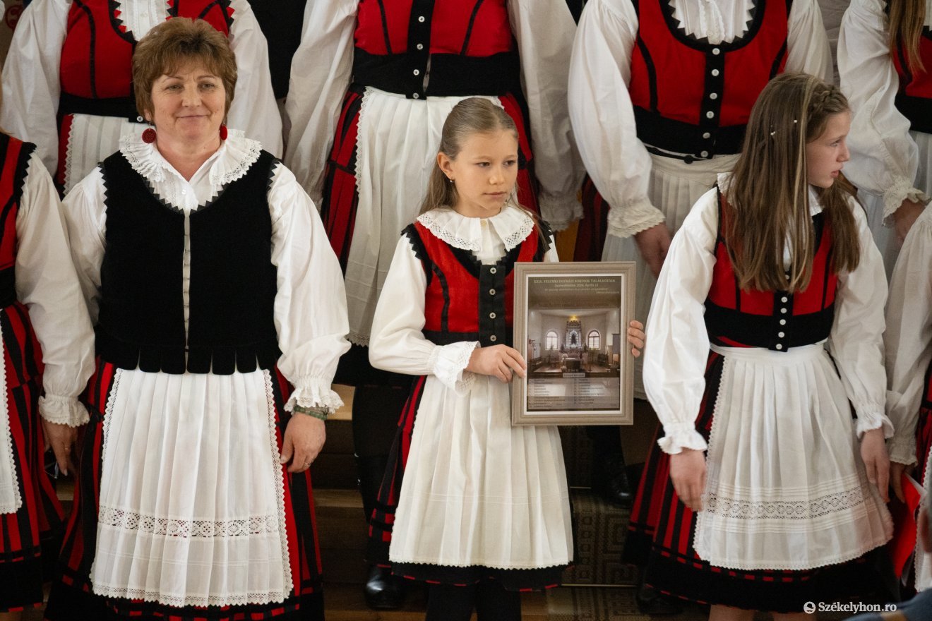 &bullet;  Fotó: Borbély Fanni