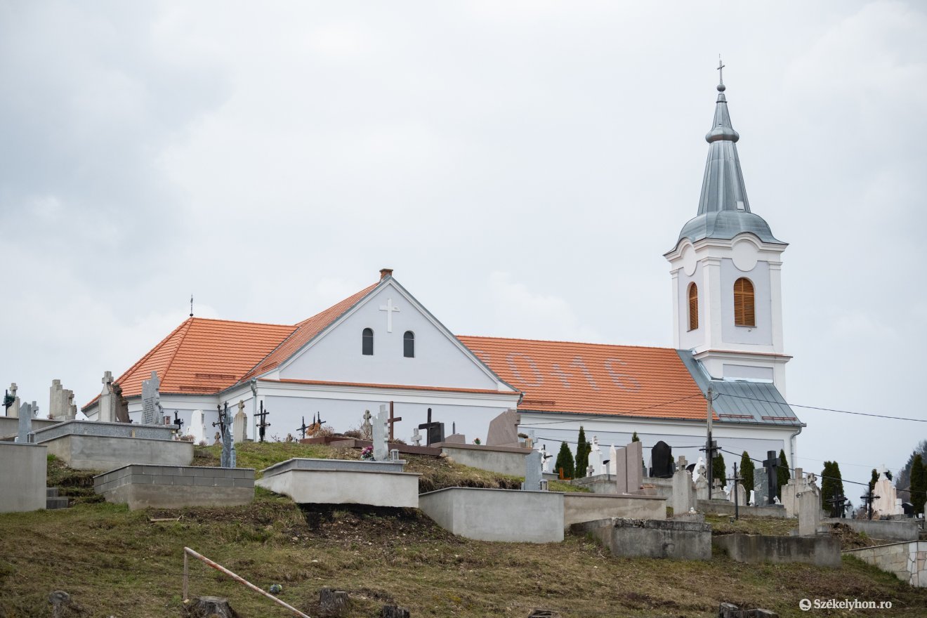 &bullet;  Fotó: Borbély Fanni