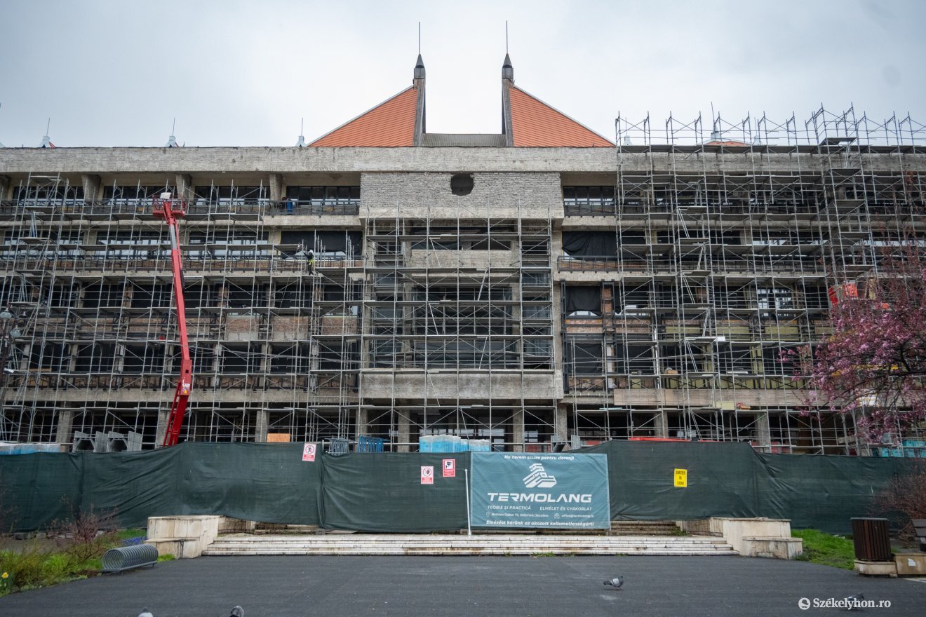 &bullet;  Fotó: Borbély Fanni