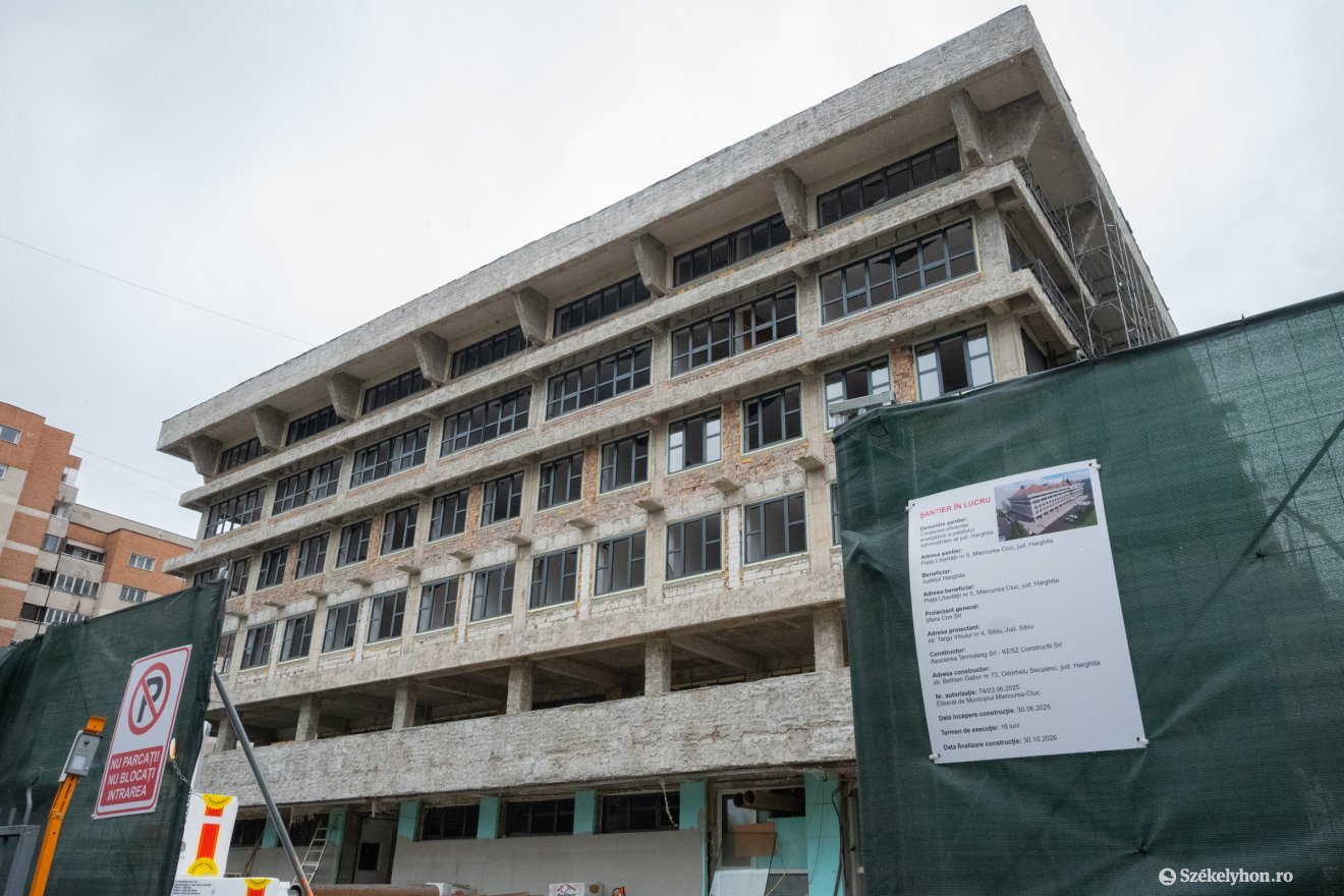 &bullet;  Fotó: Borbély Fanni