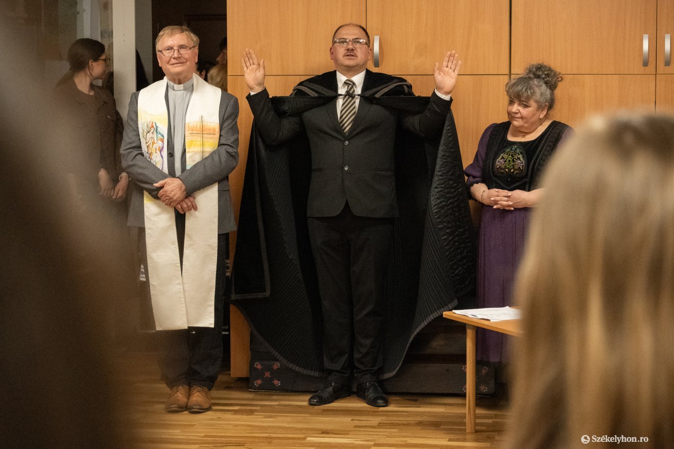 &bullet;  Fotó: Borbély Fanni