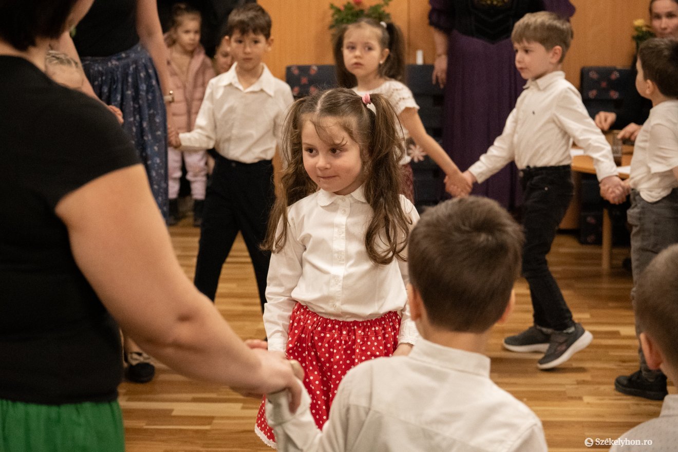 &bullet;  Fotó: Borbély Fanni