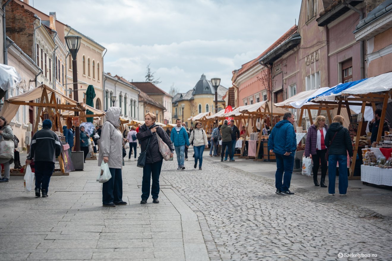 &bullet;  Fotó: Borbély Fanni