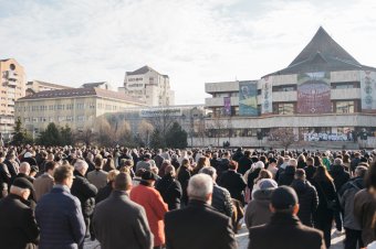 Ahol húsvétvasárnap reggel ezrek énekelik együtt a magyar és a székely himnuszt – videó