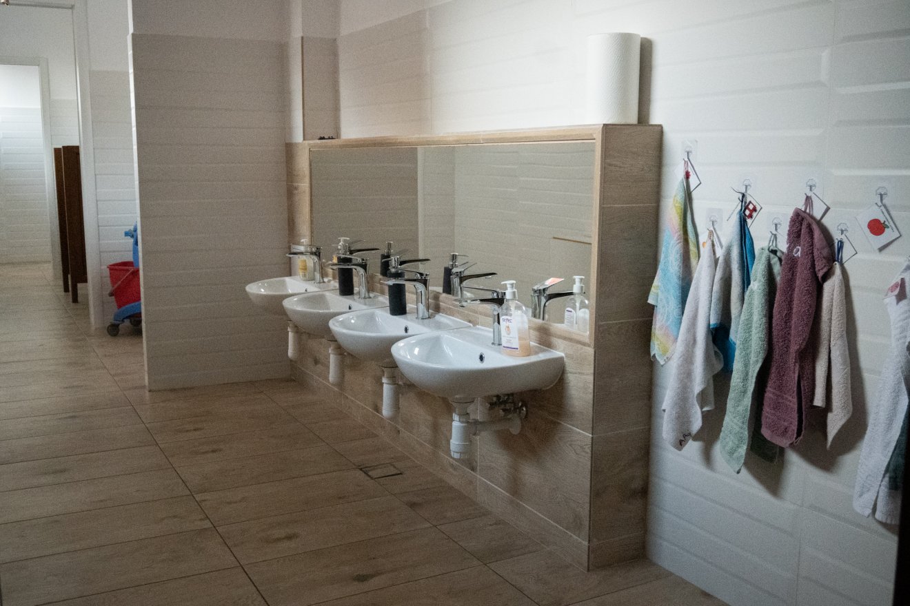 Átadták a felújított és kibővített Micimackó napközit Csíkszeredában