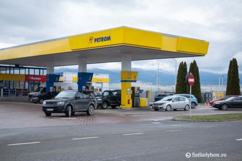 Lejtmenetben az üzemanyagárak? Látványosan csökkent a gázolaj ára a Petrom-kutaknál, a benzin is valamivel olcsóbb lett
