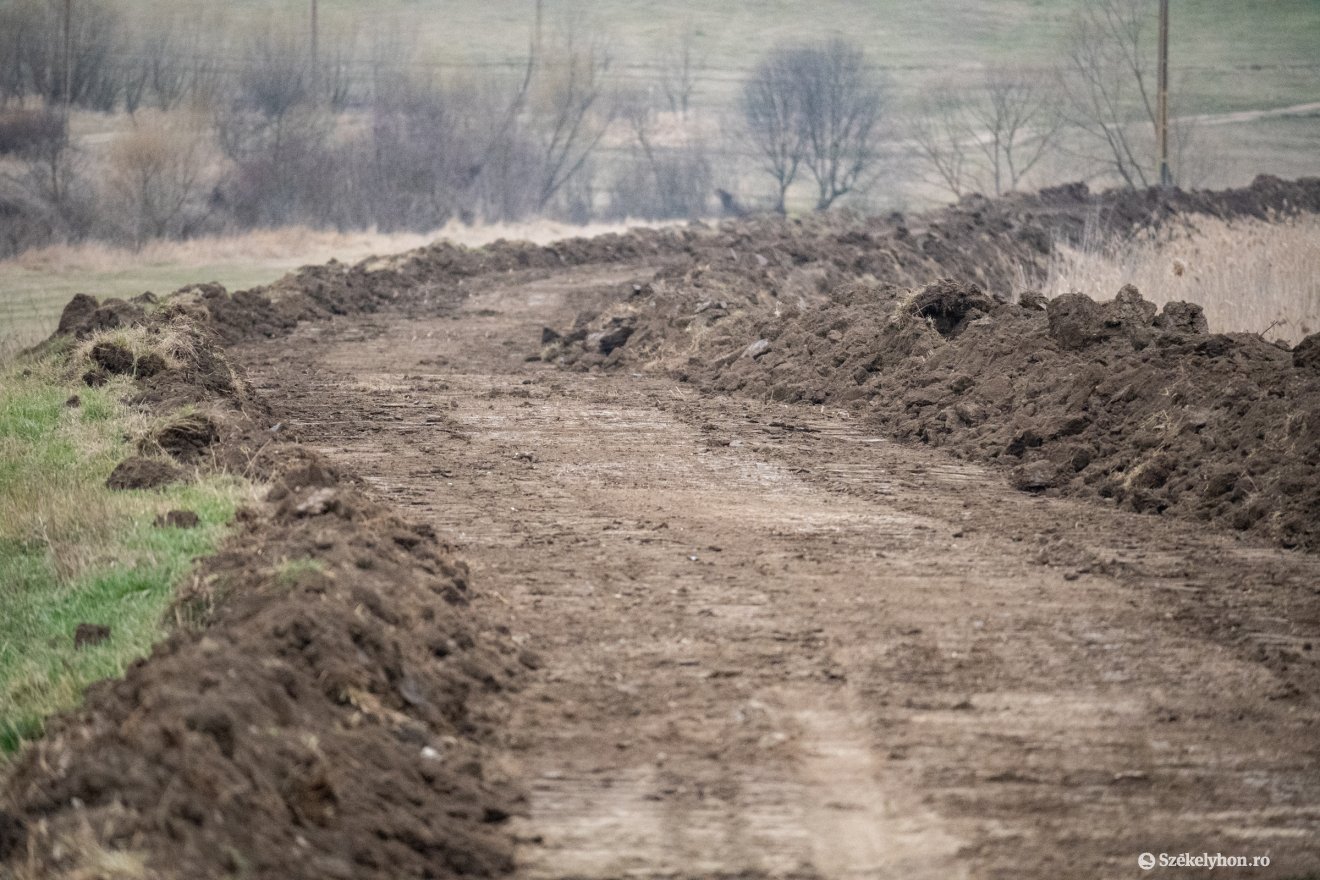 &bullet;  Fotó: Borbély Fanni