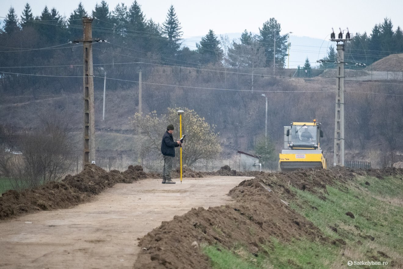 &bullet;  Fotó: Borbély Fanni