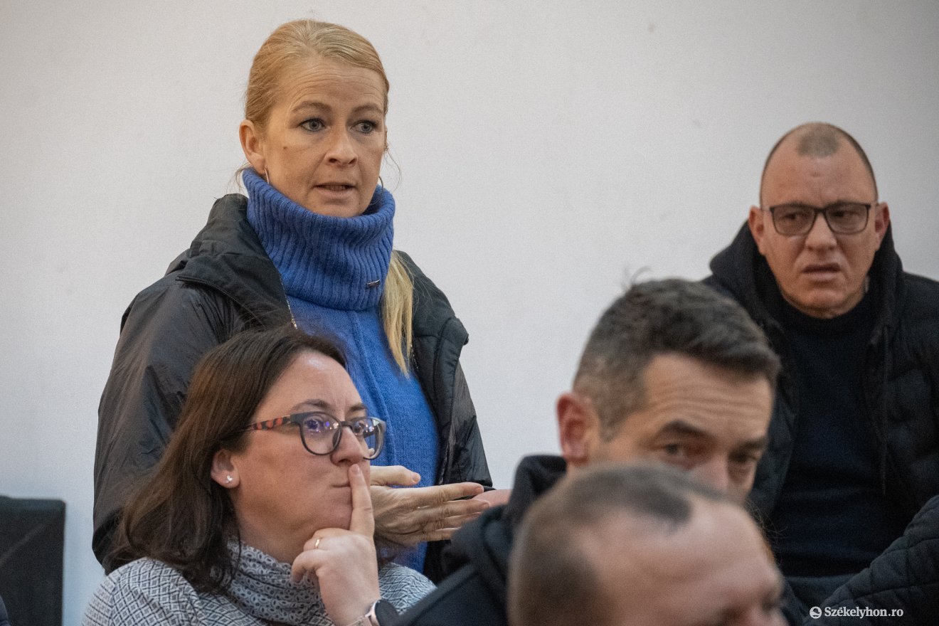 &bullet;  Fotó: Borbély Fanni