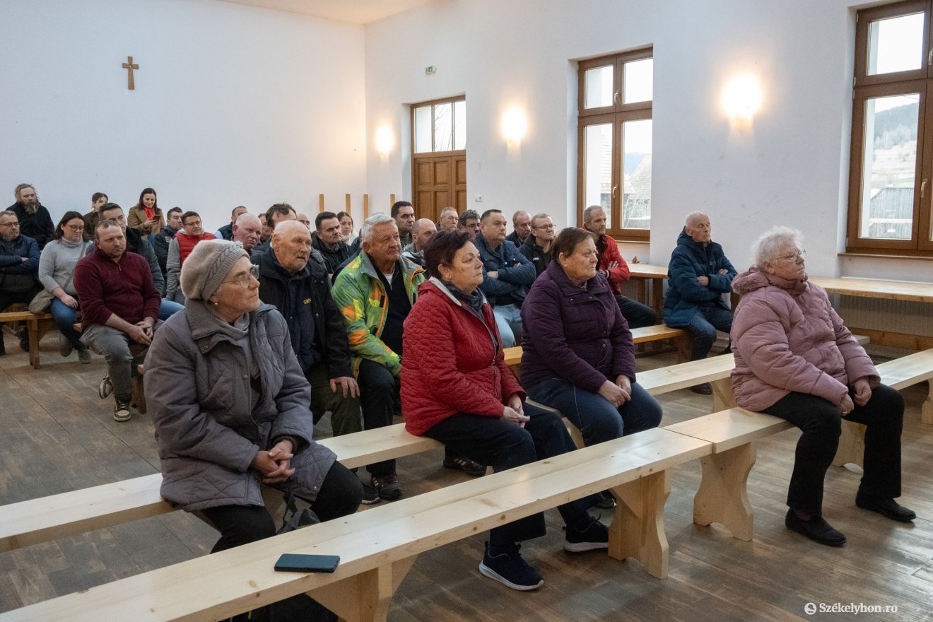 &bullet;  Fotó: Borbély Fanni