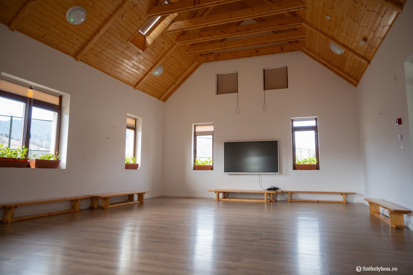 &bullet;  Fotó: Borbély Fanni