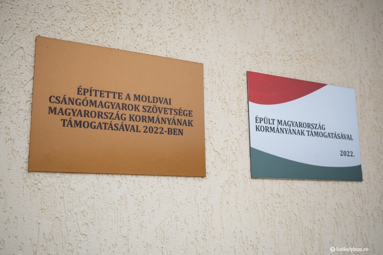 &bullet;  Fotó: Borbély Fanni