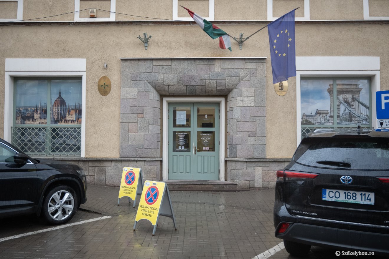 &bullet;  Fotó: Borbély Fanni