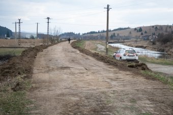 Folytatják a munkálatokat az Olt menti kerékpárúton