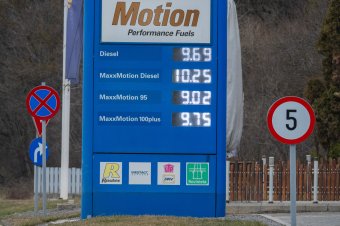 Már van olyan töltőállomás, ahol meghaladta a 9 lejt a benzin ára