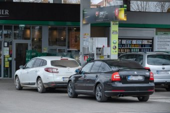 Az üzemanyagkrízis további mérsékeléséről egyeztetnek a koalíciós partnerek