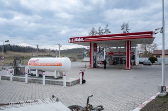 A pénzügyminisztérium adataira kell alapozni az üzemanyagár-mérsékelését a PSD elnöke szerint