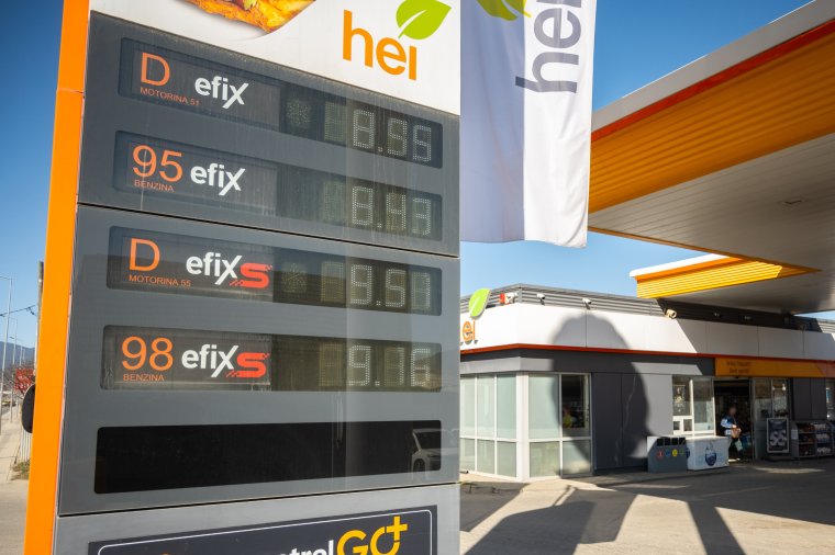 Külügyminiszter: biztosítanunk kell, hogy ne legyen tartós az energiaárakra nehezedő nyomás