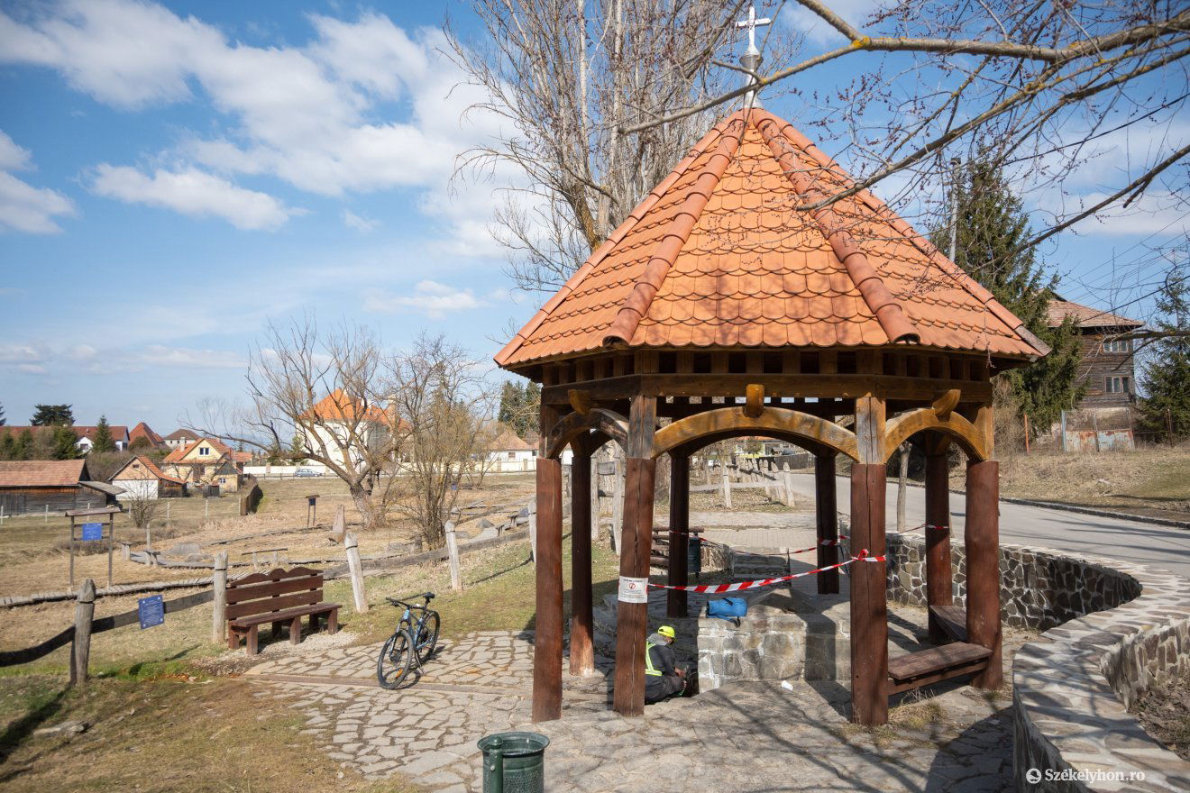 &bullet;  Fotó: Borbély Fanni