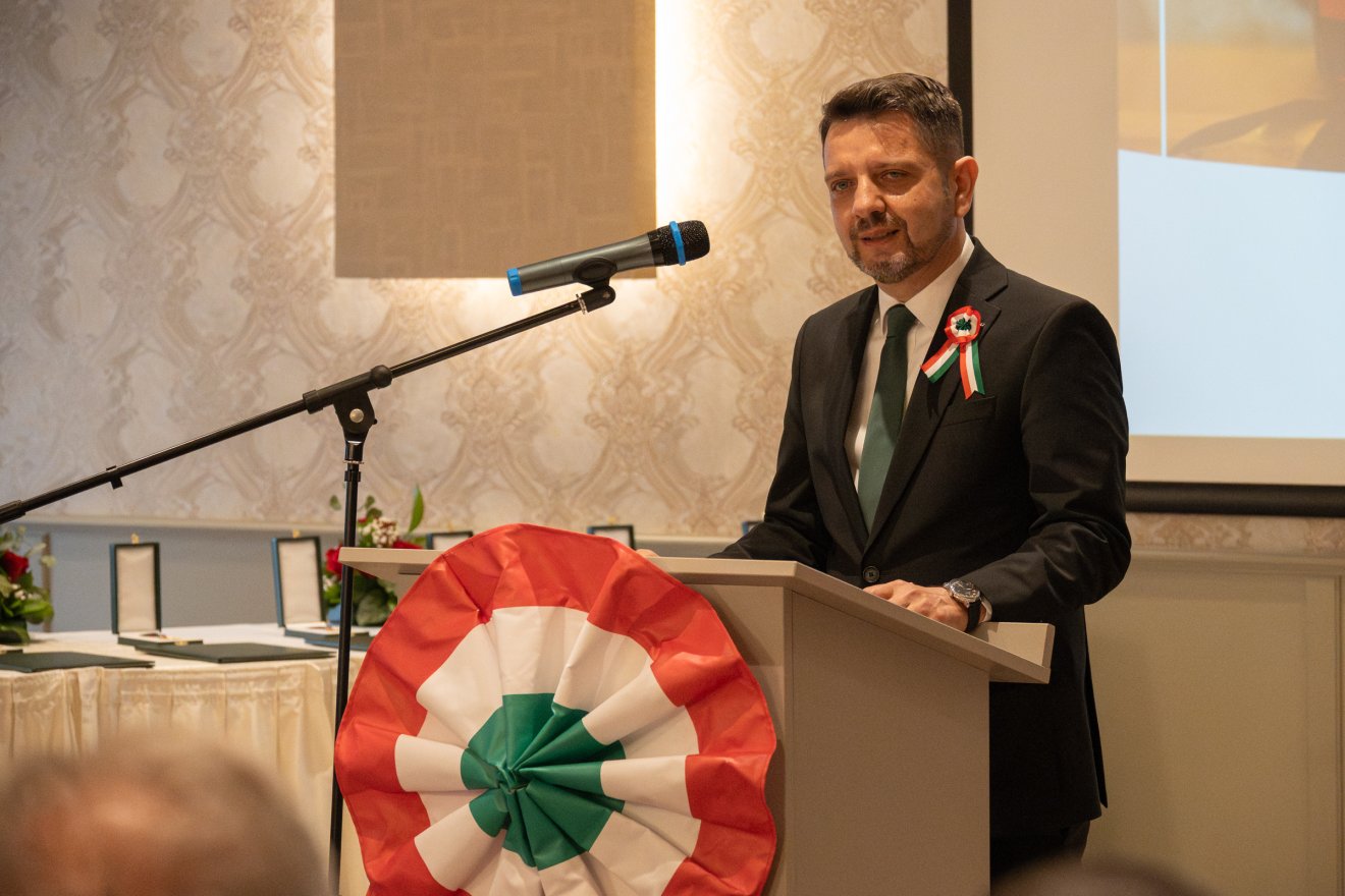 Dolhai István csíkszeredai főkonzul köszöntötte a jelenlévőket &bullet;  Fotó: Borbély Fanni