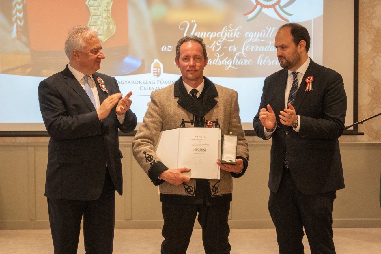 &bullet;  Fotó: Borbély Fanni