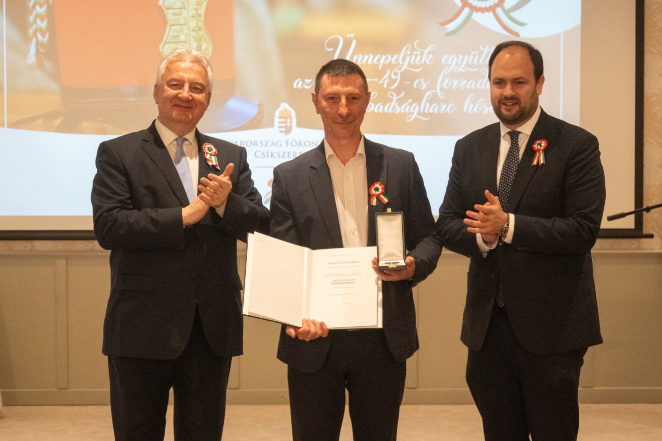 &bullet;  Fotó: Borbély Fanni