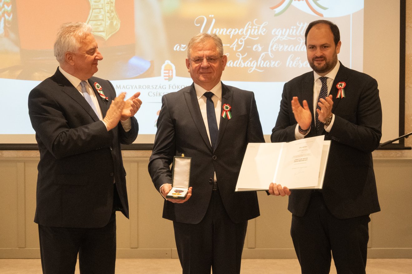 &bullet;  Fotó: Borbély Fanni