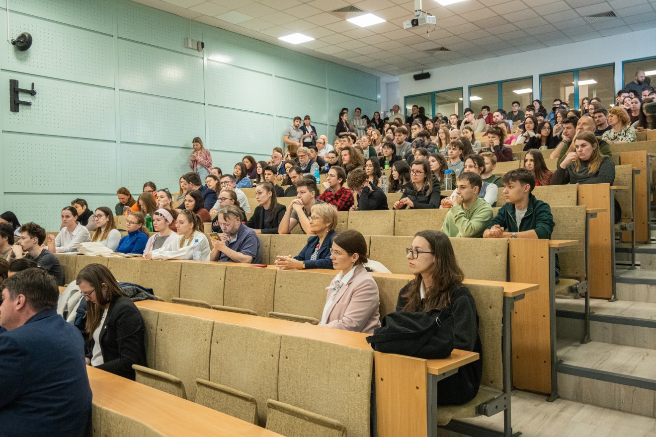 &bullet;  Fotó: Borbély Fanni