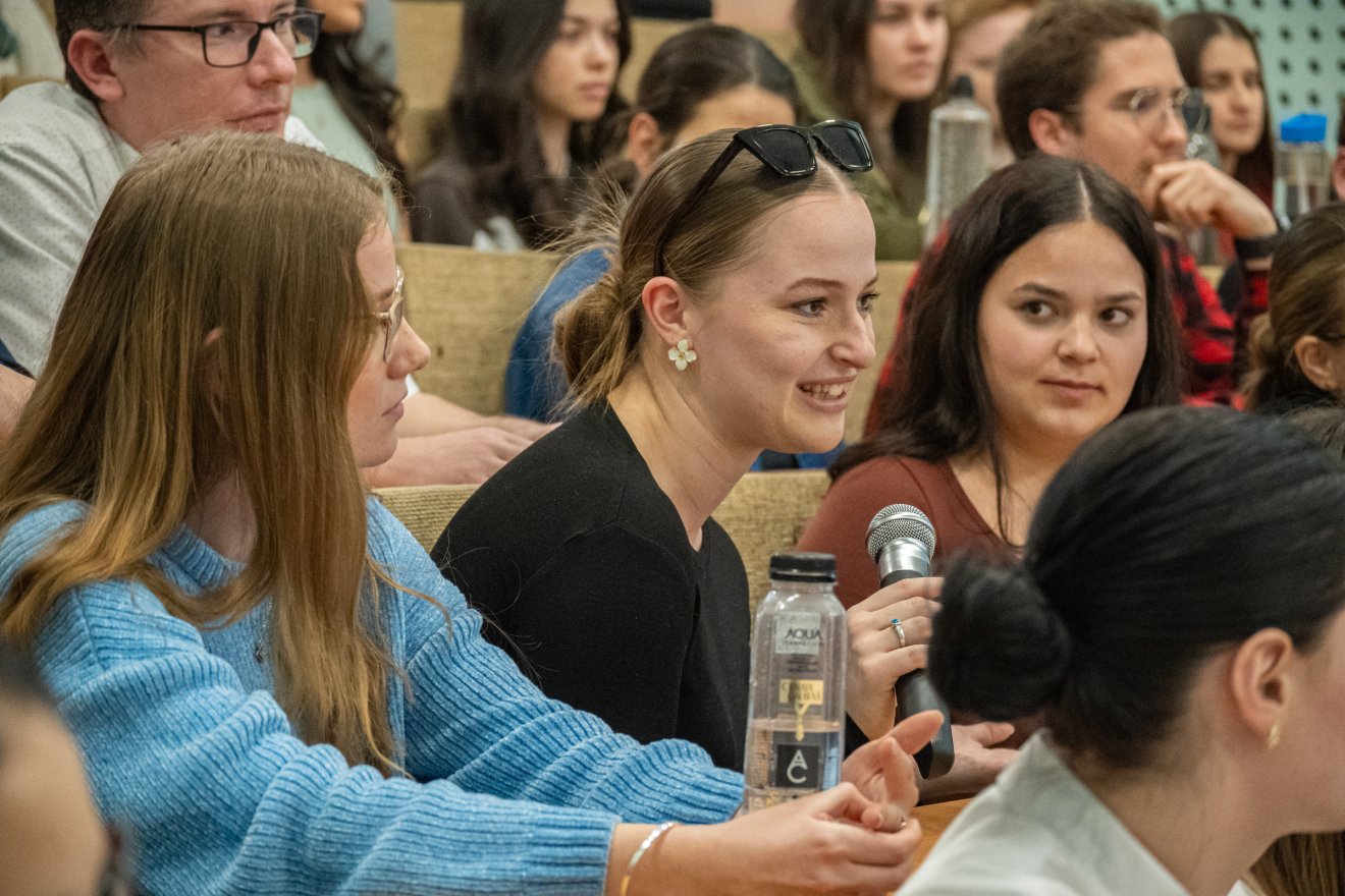 &bullet;  Fotó: Borbély Fanni