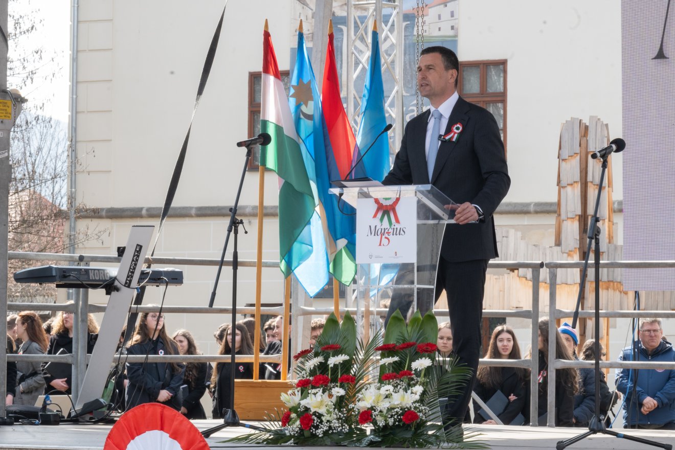 &bullet;  Fotó: Borbély Fanni