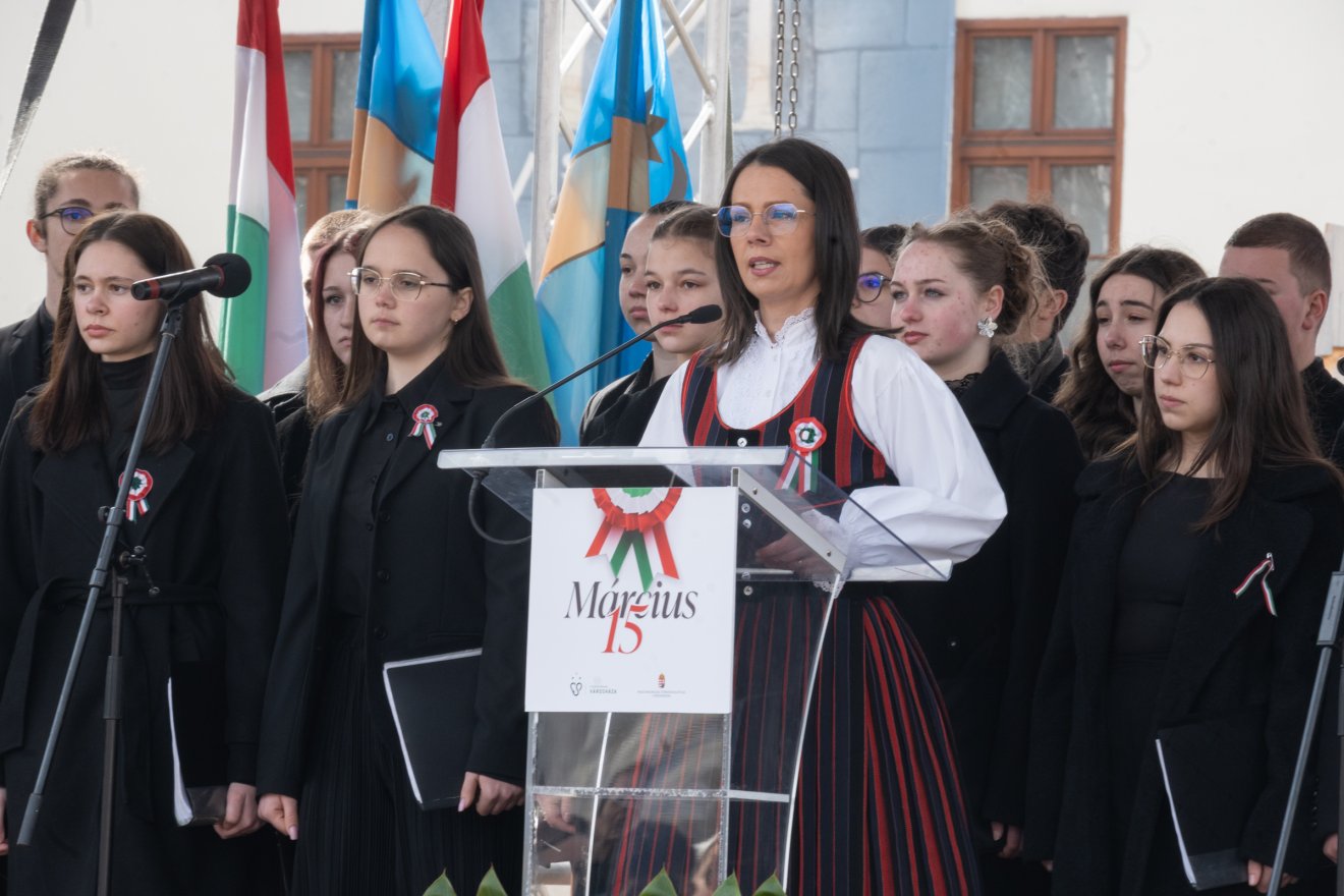 &bullet;  Fotó: Borbély Fanni