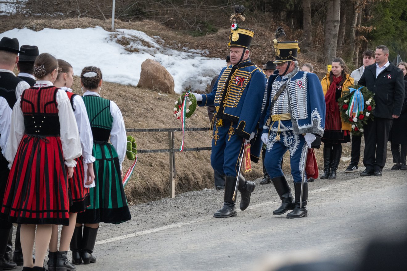 Nyergestető &bullet;  Fotó: Borbély Fanni