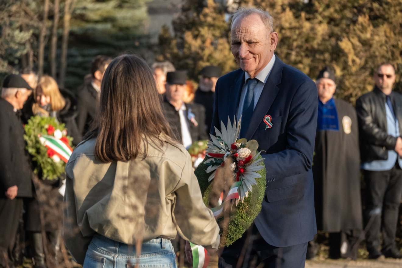 &bullet;  Fotó: Borbély Fanni