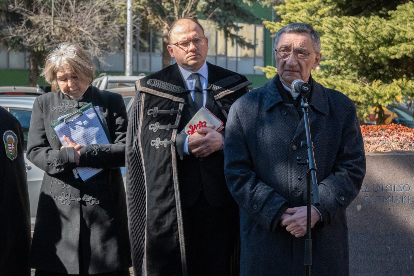 &bullet;  Fotó: Borbély Fanni