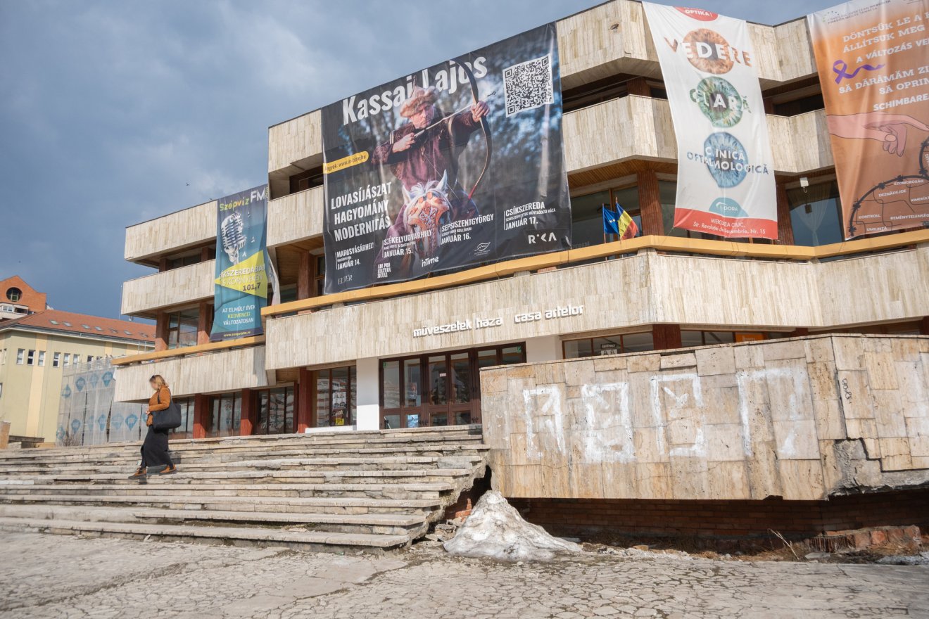 &bullet;  Fotó: Borbély Fanni