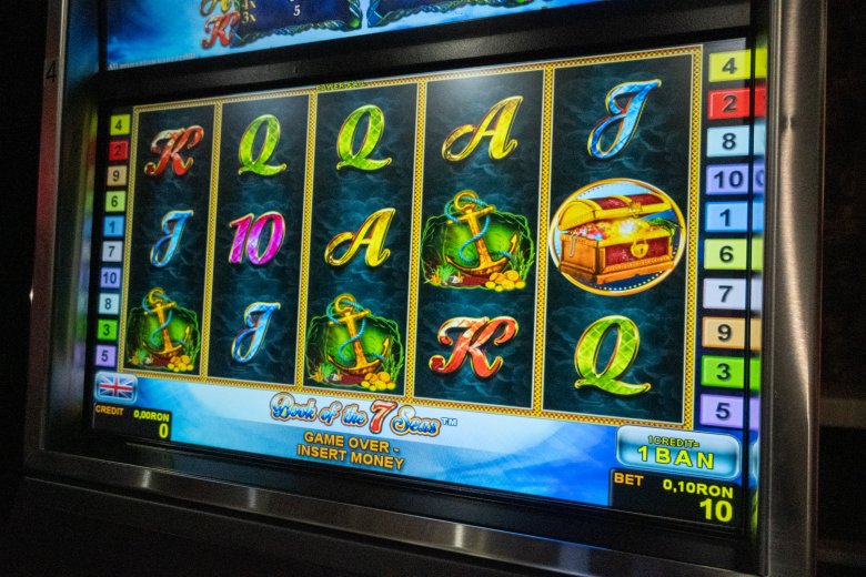 Nem tiltják ki a játéktermeket Székelyudvarhelyről, de szabályozzák a működésüket